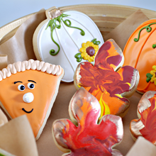 Load image into Gallery viewer, Autumn Cut-Out Cookie Gift Set (6 Pieces) - Poppie&#39;s Dough
