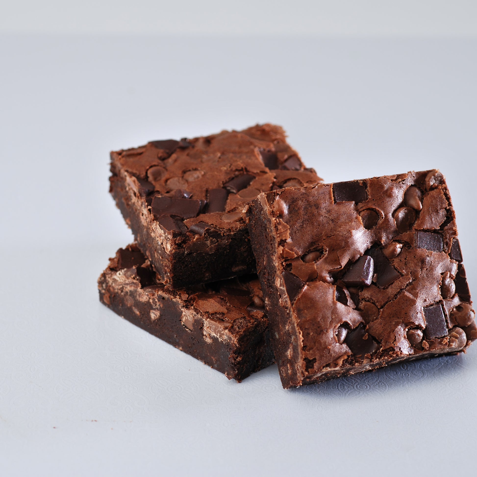 chocolate chunk and chip fudge brownie