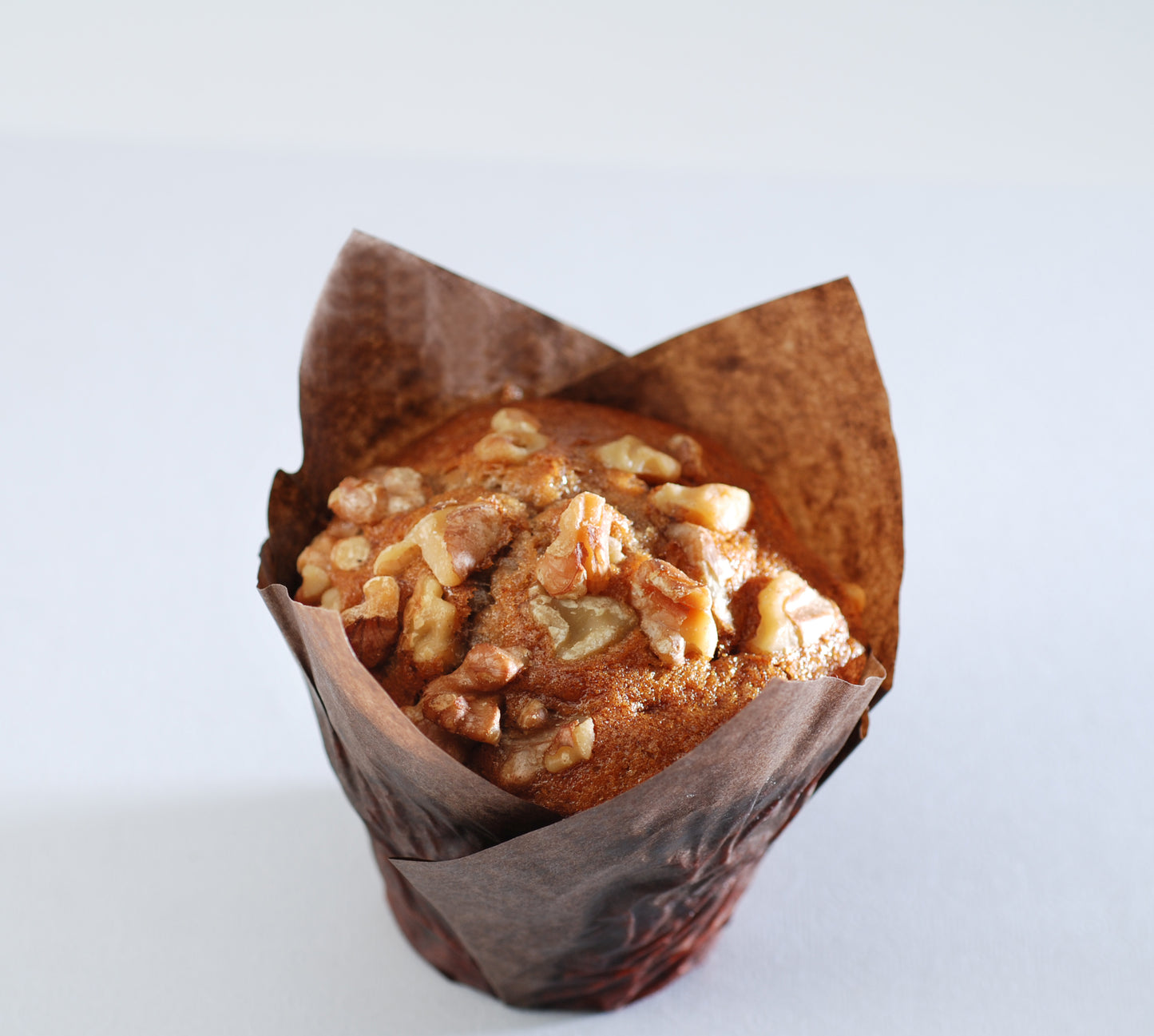 vegan banana walnut mufffin