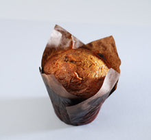 Load image into Gallery viewer, vegan gourmet carrot raisin walnut muffin
